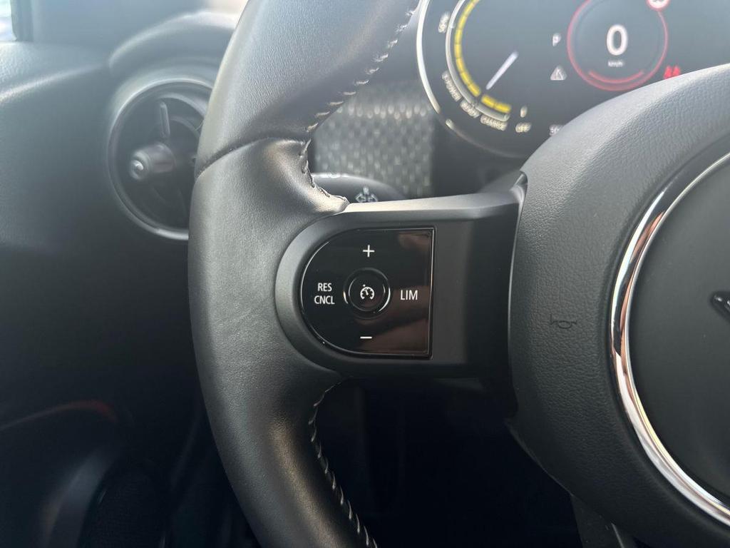 Mini Cooper SE 3p Yours auto