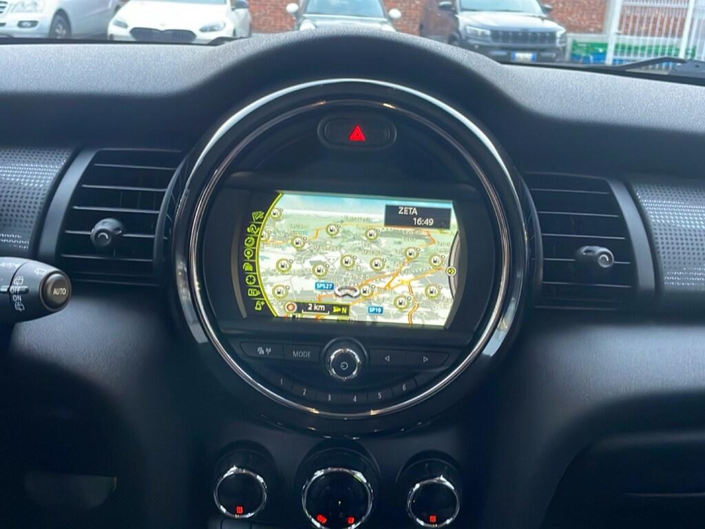 Mini Cooper D 1.5 D Cooper D Hype Auto