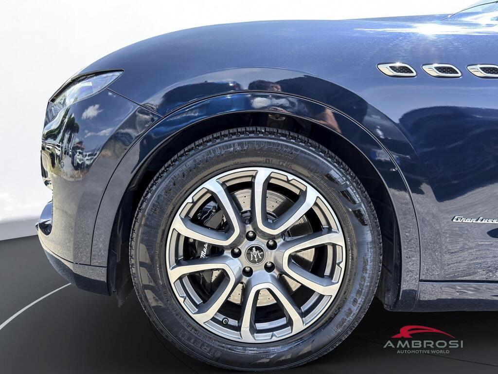 Maserati Levante 3.0 V6 Granlusso 350cv auto