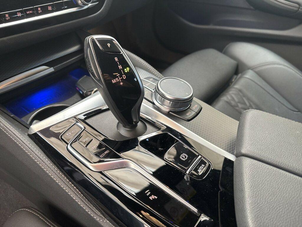 BMW Serie 5 530d Touring mhev 48V xdrive Msport auto