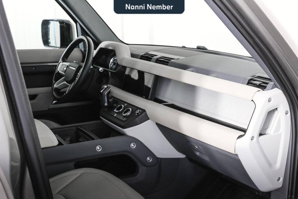 Land Rover Defender 110 3.0d i6 mhev X-Dynamic SE awd 200cv auto
