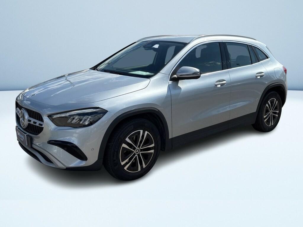 Mercedes GLA 180 d Advanced auto