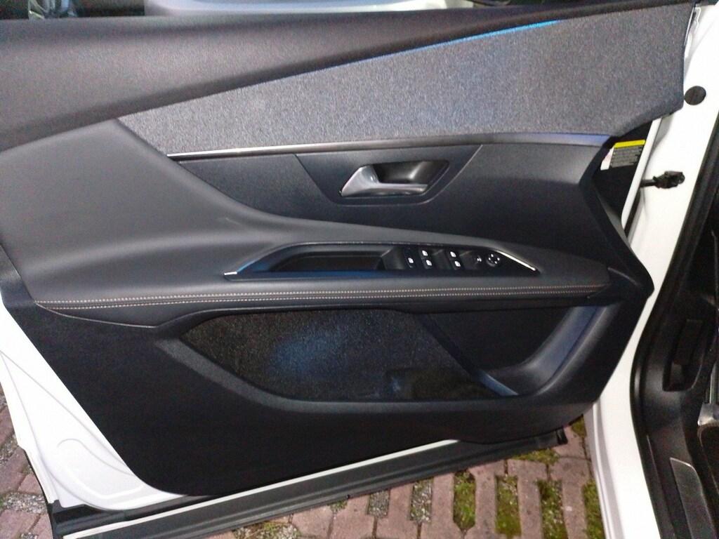 Peugeot 3008 1.6 bluehdi GT Line s&s 120cv eat6
