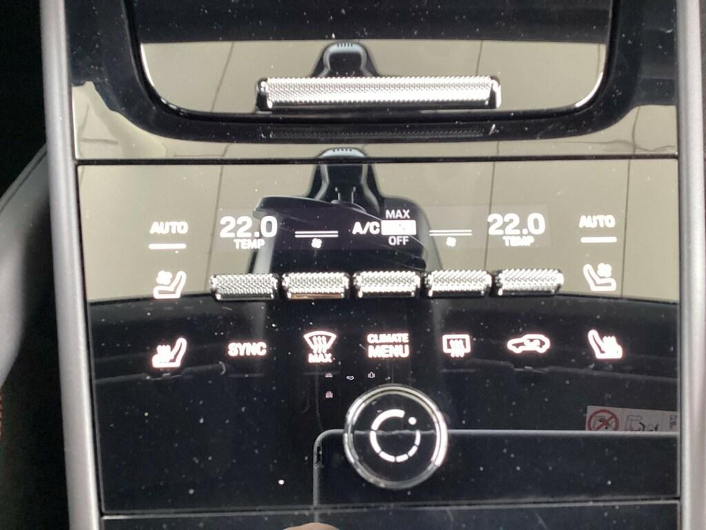 Porsche Cayenne 4.0 e-hybrid Turbo tiptronic