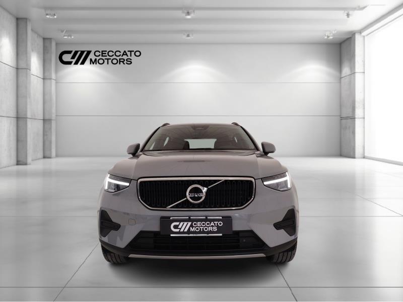 Volvo XC40 2.0 b3 Essential auto
