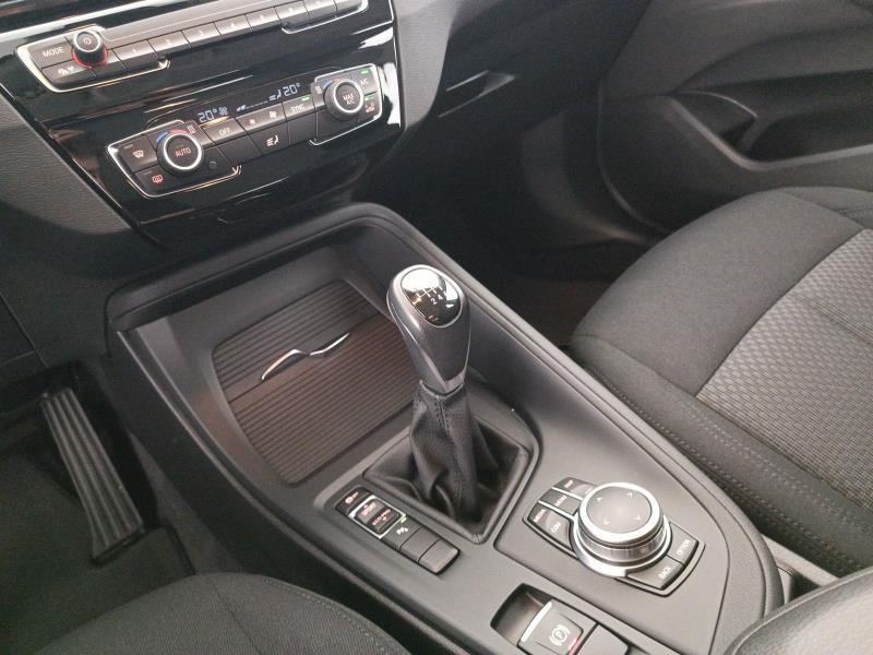 BMW X1 sdrive18i Advantage 136cv