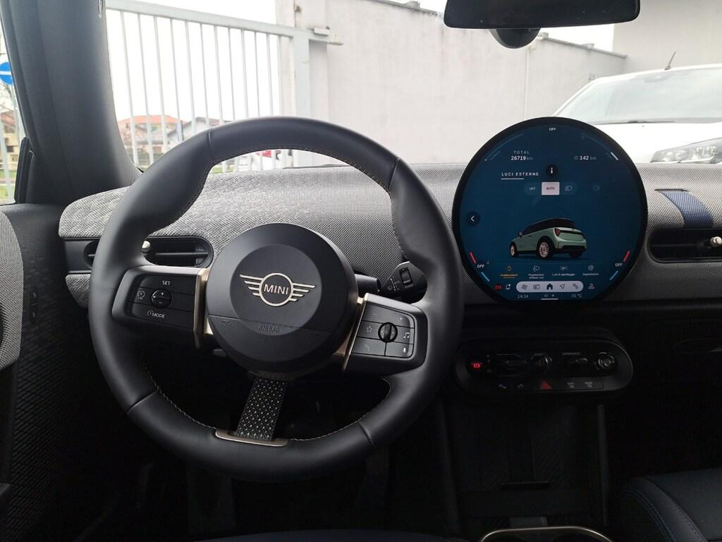 Mini Mini Cooper 3p 1.5 C Favoured auto