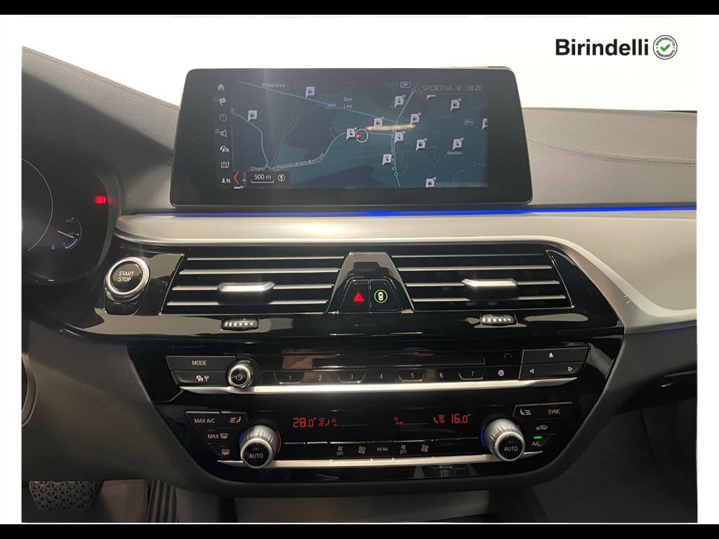 BMW Serie 5 530e Luxury auto