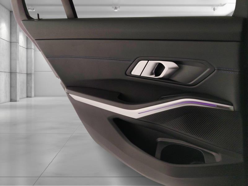 BMW Serie 3 330d Touring mhev 48V xdrive Msport auto