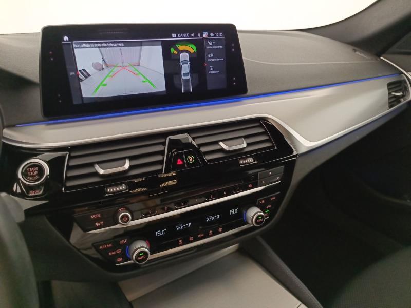 BMW Serie 5 520d xdrive Msport auto