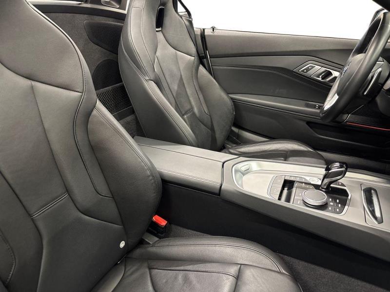 BMW Z4 sdrive 20i auto