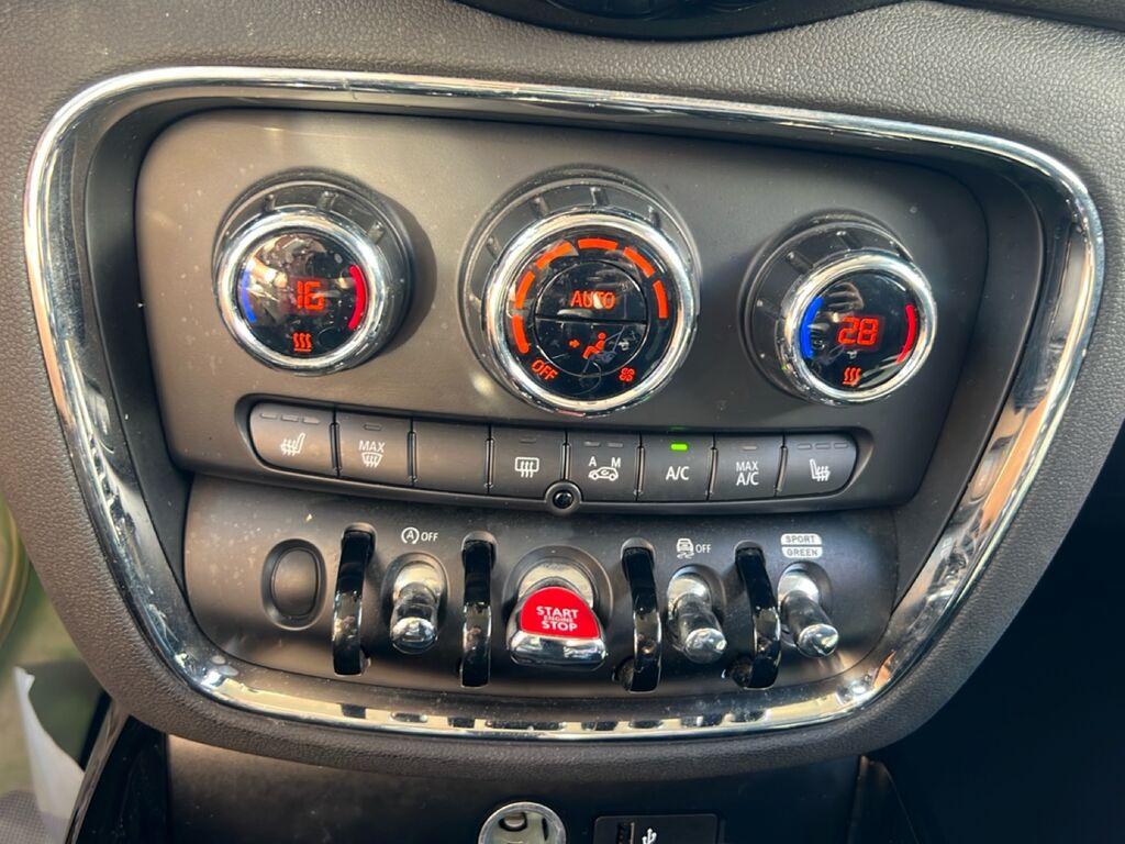 Mini Cooper Clubman 1.5 Cooper Auto
