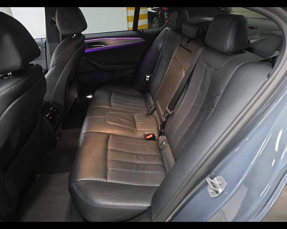 BMW Serie 5 520d mhev 48V xdrive Msport auto
