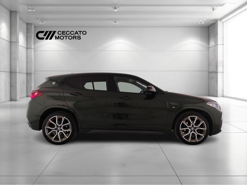 BMW X2 sdrive18d Goldplay Edition