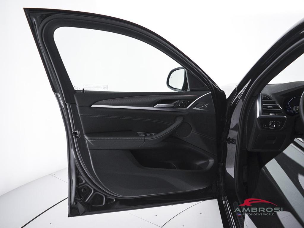 BMW X4 xdrive20d mhev 48V auto