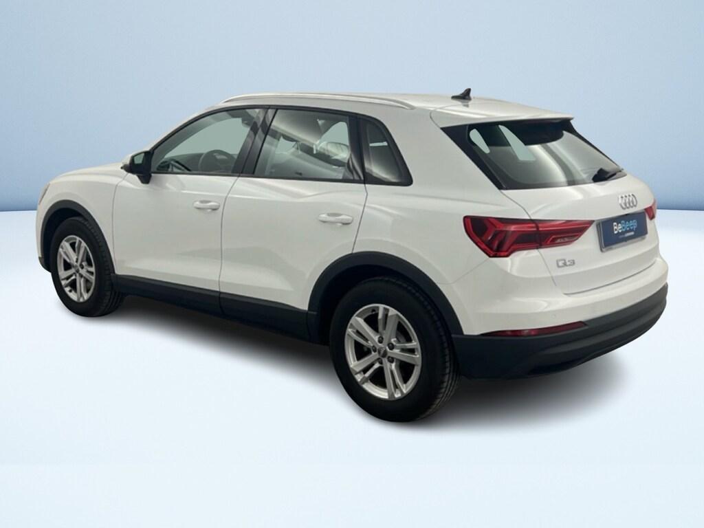 Audi Q3 35 1.5 tfsi mhev Business s-tronic
