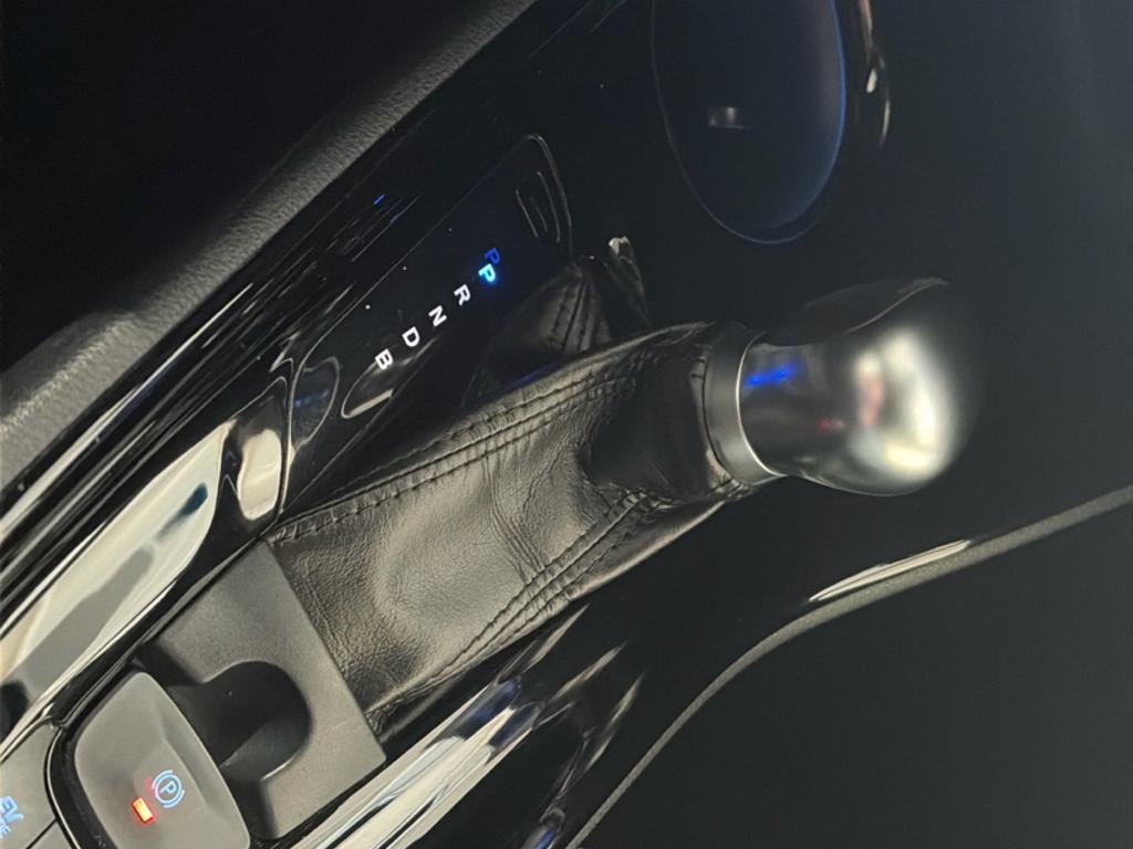 Toyota C-HR 1.8h Lounge 2wd e-cvt my18