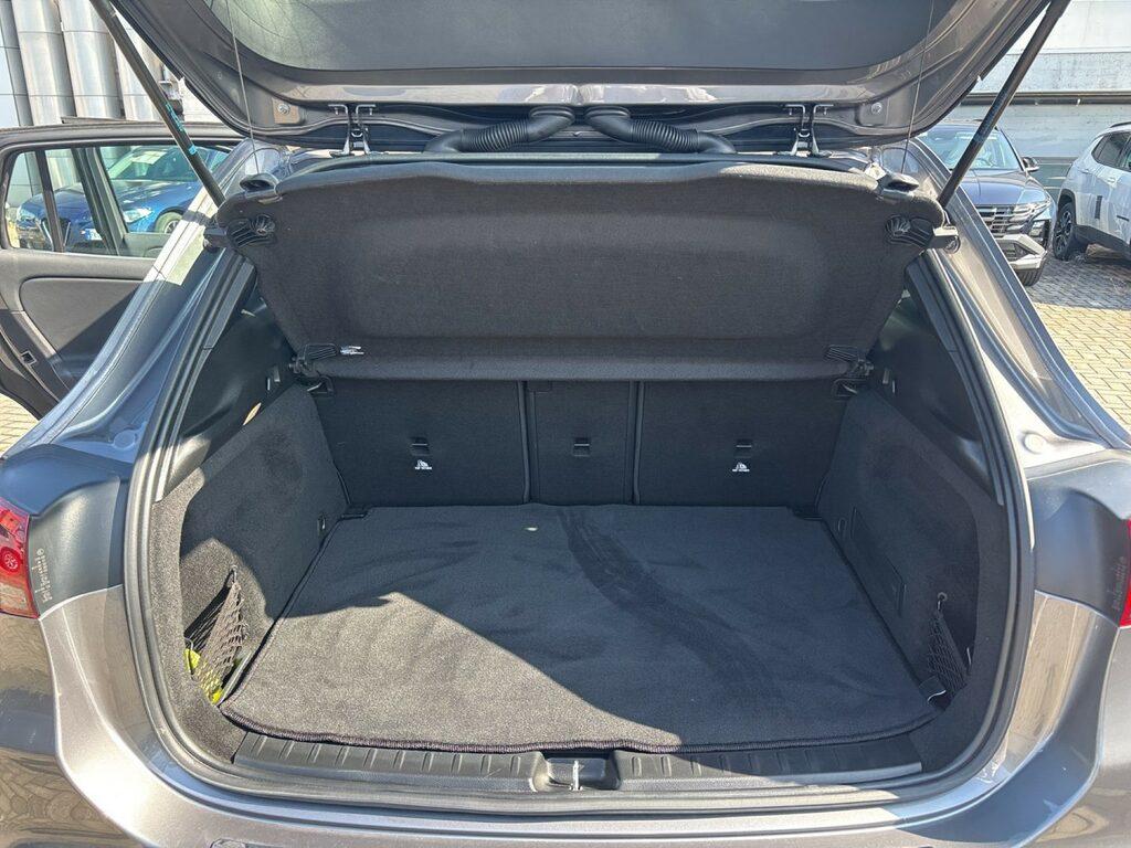 Mercedes GLA 180 Sport auto