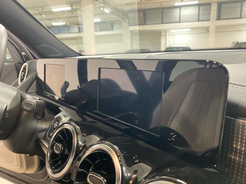 Mercedes GLB 180 d Sport auto