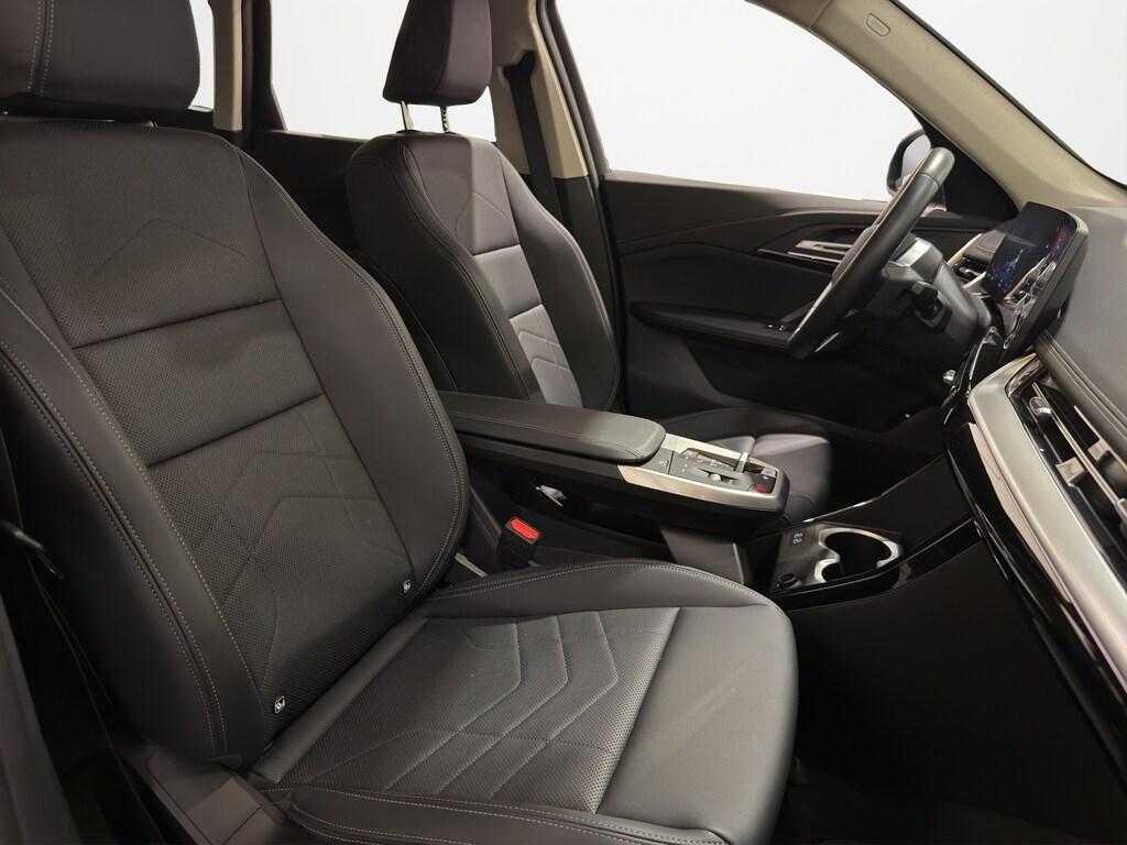 BMW iX1 edrive 20 Special Edition