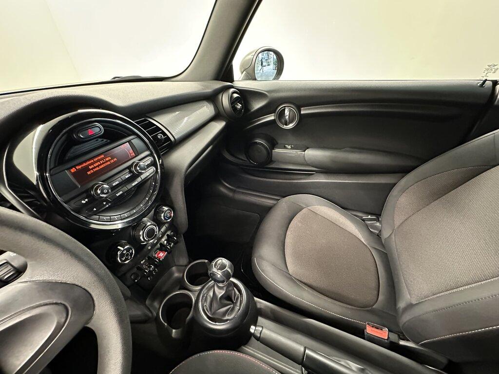 Mini Cooper D Cabrio 1.5 Cooper D