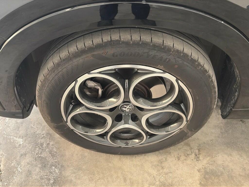 Alfa Romeo Tonale 1.5 hybrid Sprint 160cv tct7