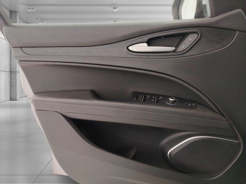 Alfa Romeo Stelvio 2.2 t Business Q4 190cv auto