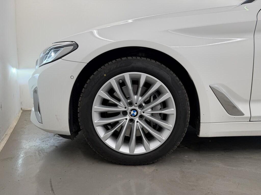 BMW Serie 5 530d Touring mhev 48V xdrive Business auto