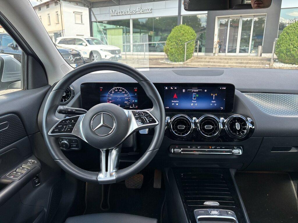 Mercedes GLA 180 d Advanced auto