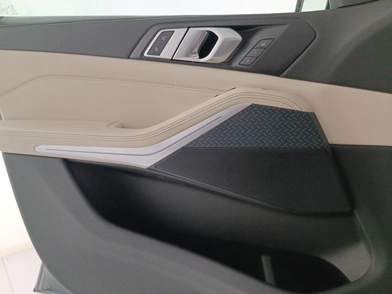 BMW X5 xdrive30d mhev 48V Msport auto