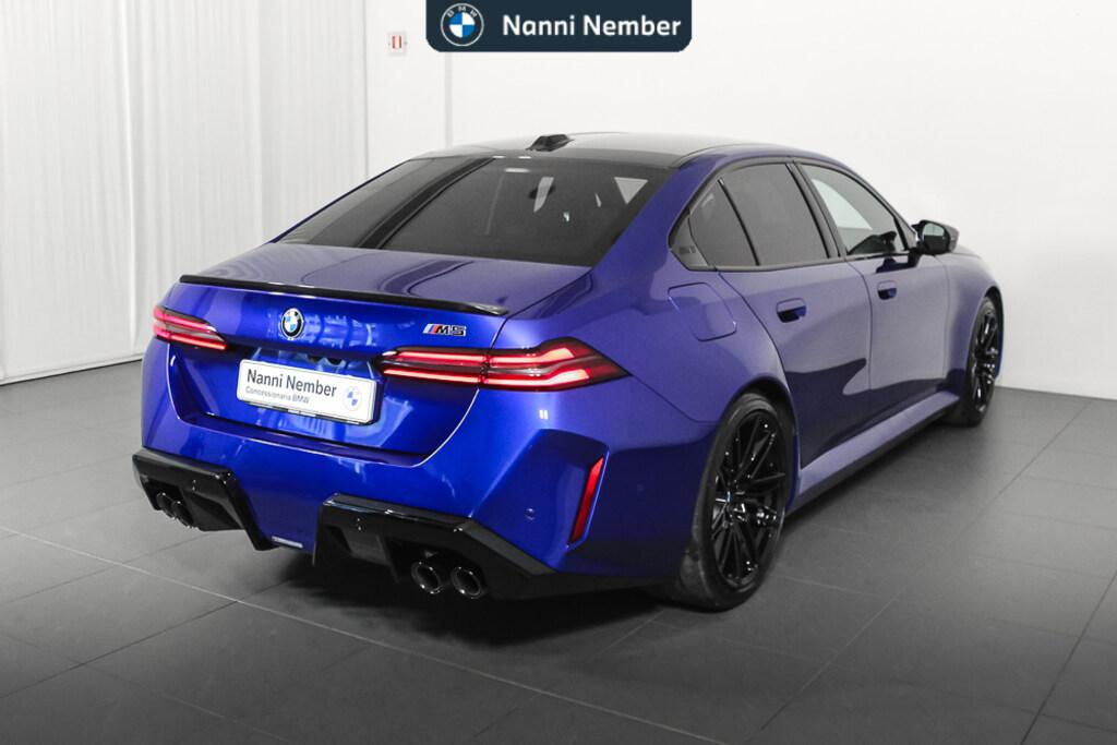 BMW M5 4.4 727cv auto