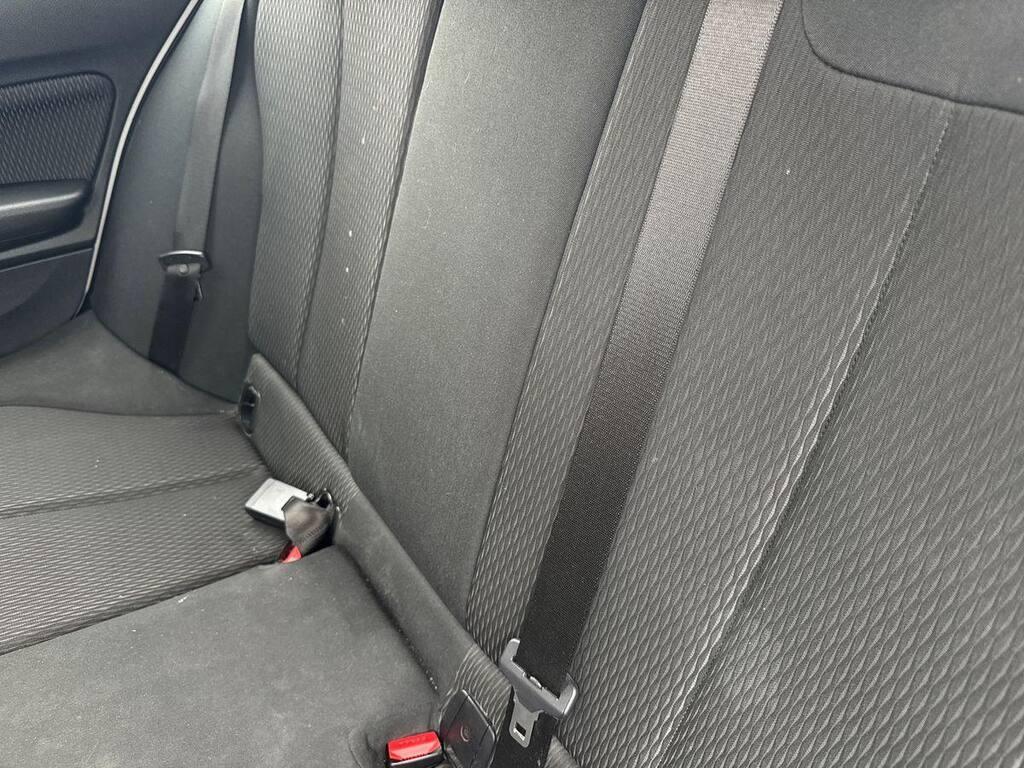 BMW Serie 1 116d Digital Edition 5p auto