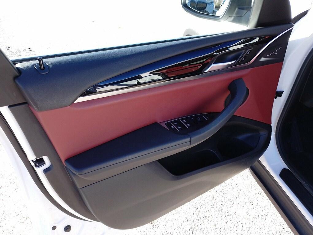 BMW X3 xdrive20d mhev 48V auto