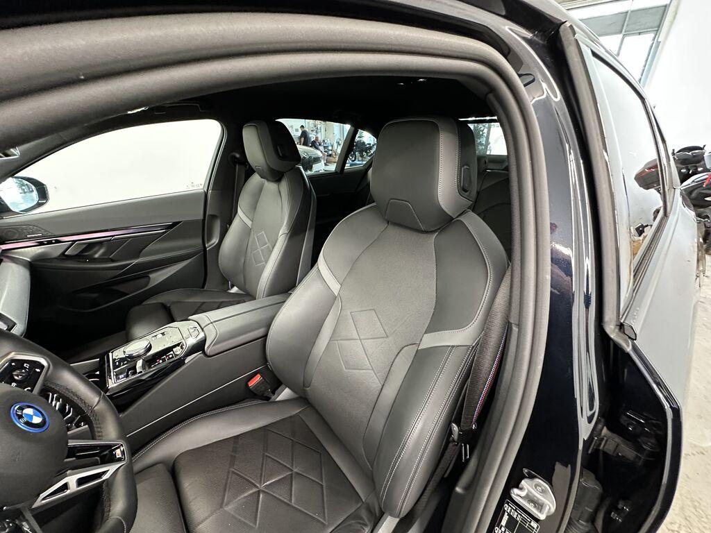 BMW i5 xdrive40