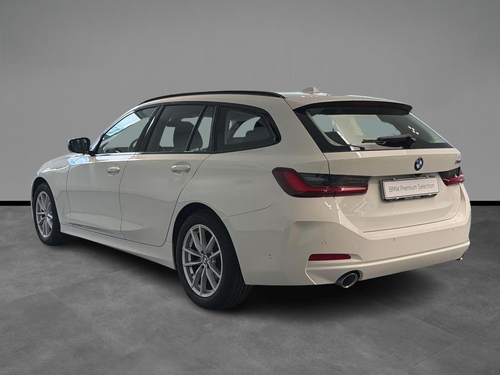 BMW Serie 3 318d Touring mhev 48V auto