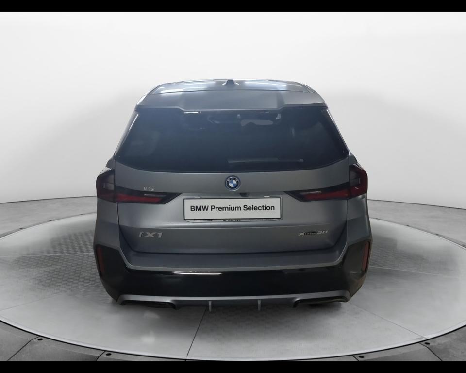 BMW iX1 30 xdrive Msport