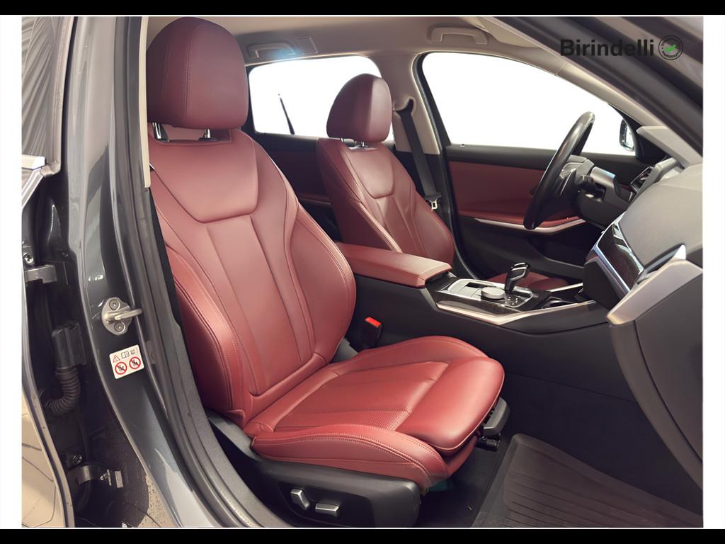 BMW Serie 3 320d Touring mhev 48V xdrive Luxury auto