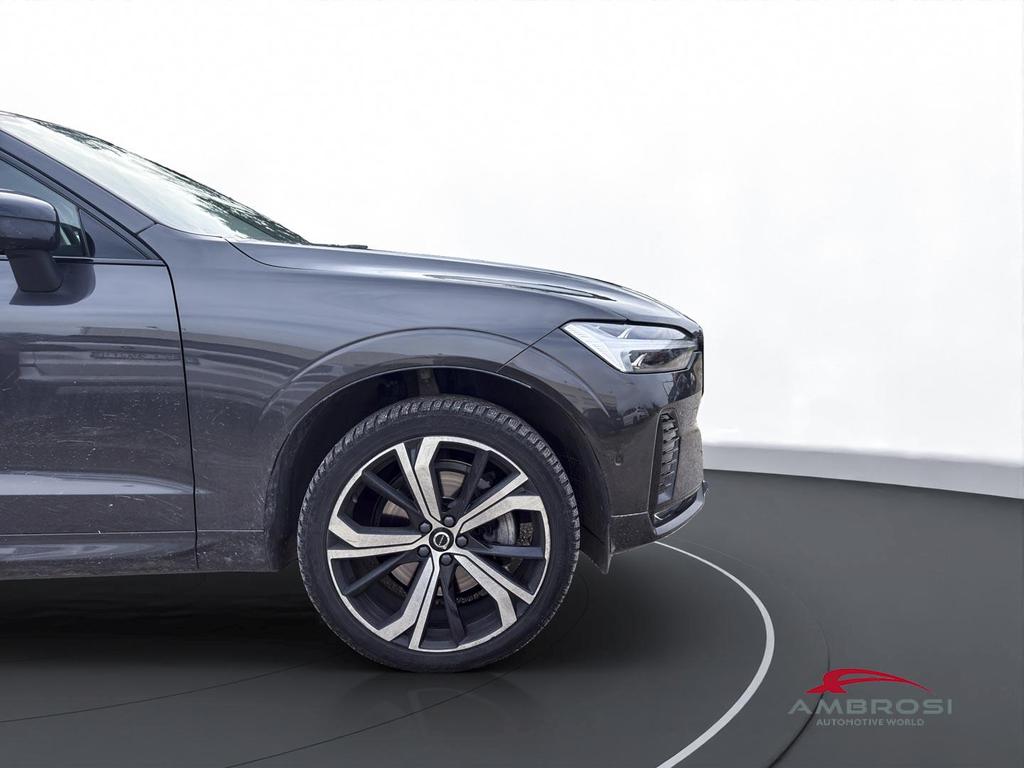 Volvo XC60 2.0 b4 Plus Dark awd auto