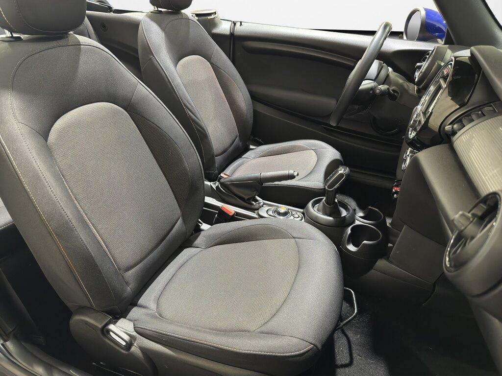 Mini Cooper D Cabrio 1.5 Cooper D Boost Auto