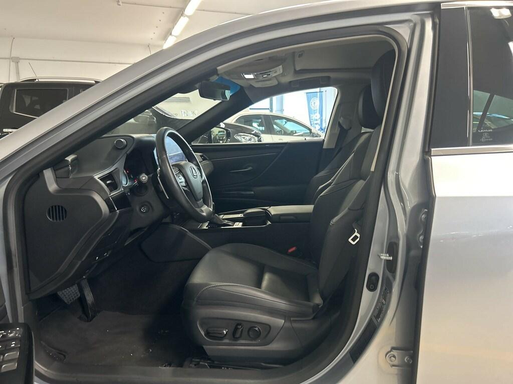 Lexus ES 300 h 2.5 Executive cvt