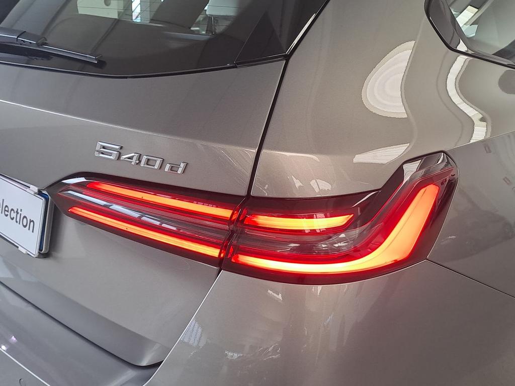 BMW Serie 5 540d Touring 48V xdrive auto