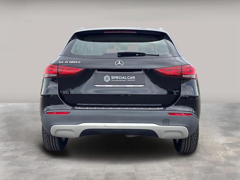 Mercedes GLA 180 d Business auto