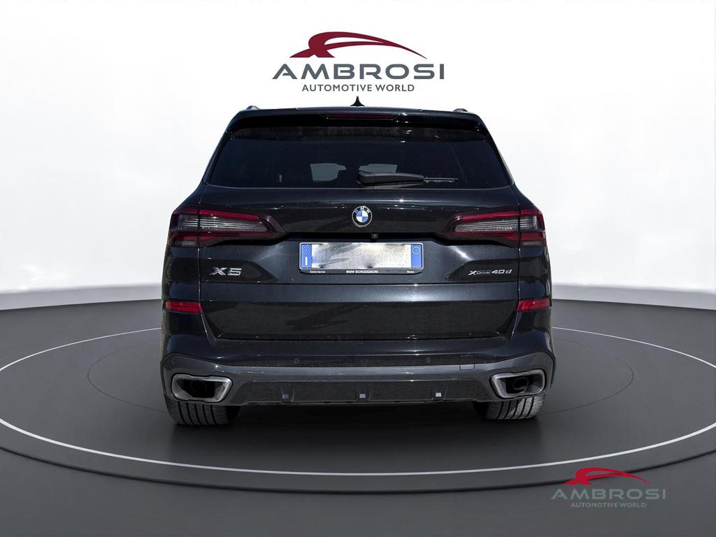 BMW X5 xdrive40d mhev 48V Msport auto