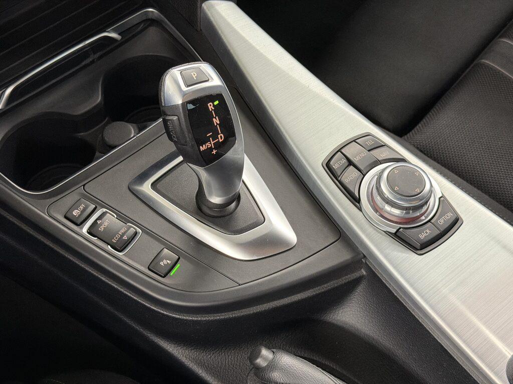 BMW Serie 3 318d Touring Msport auto