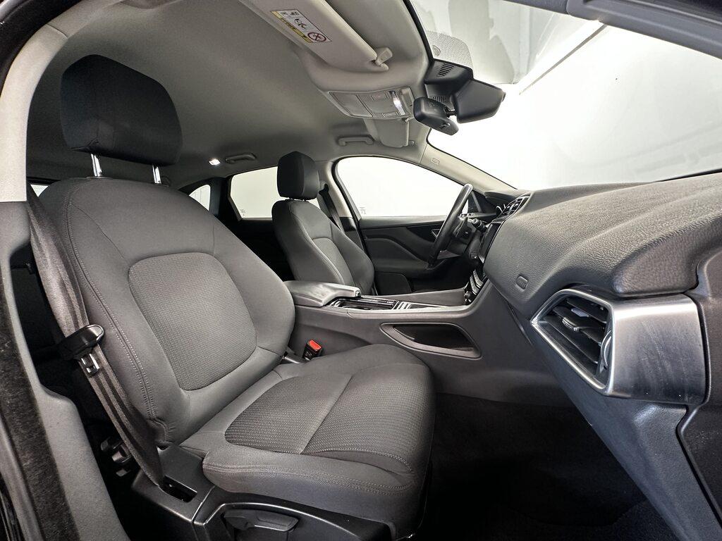 Jaguar F-Pace 2.0d i4 Pure awd 180cv auto my18