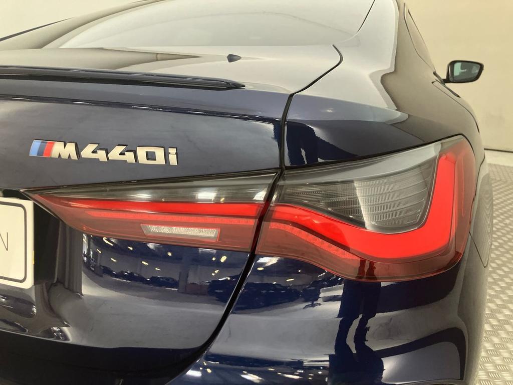 BMW Serie 4 M M440i Coupe mhev 48V xdrive auto