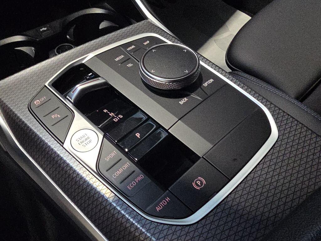 BMW Serie 3 330d Touring mhev 48V Msport auto