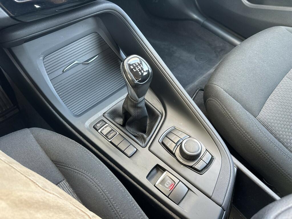 BMW X1 sdrive18i Advantage 136cv