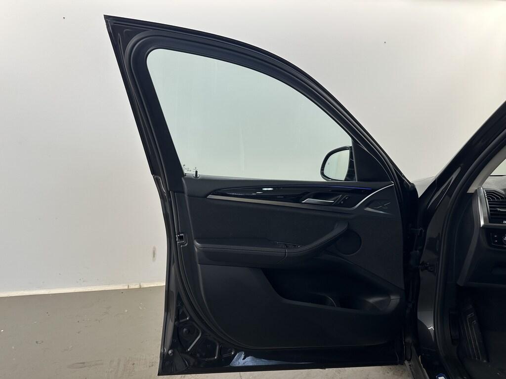 BMW X3 xdrive20d mhev 48V xLine auto