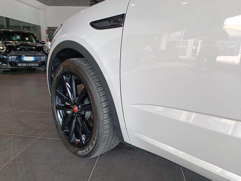 Jaguar E-Pace 2.0 D163 R-Dynamic awd auto